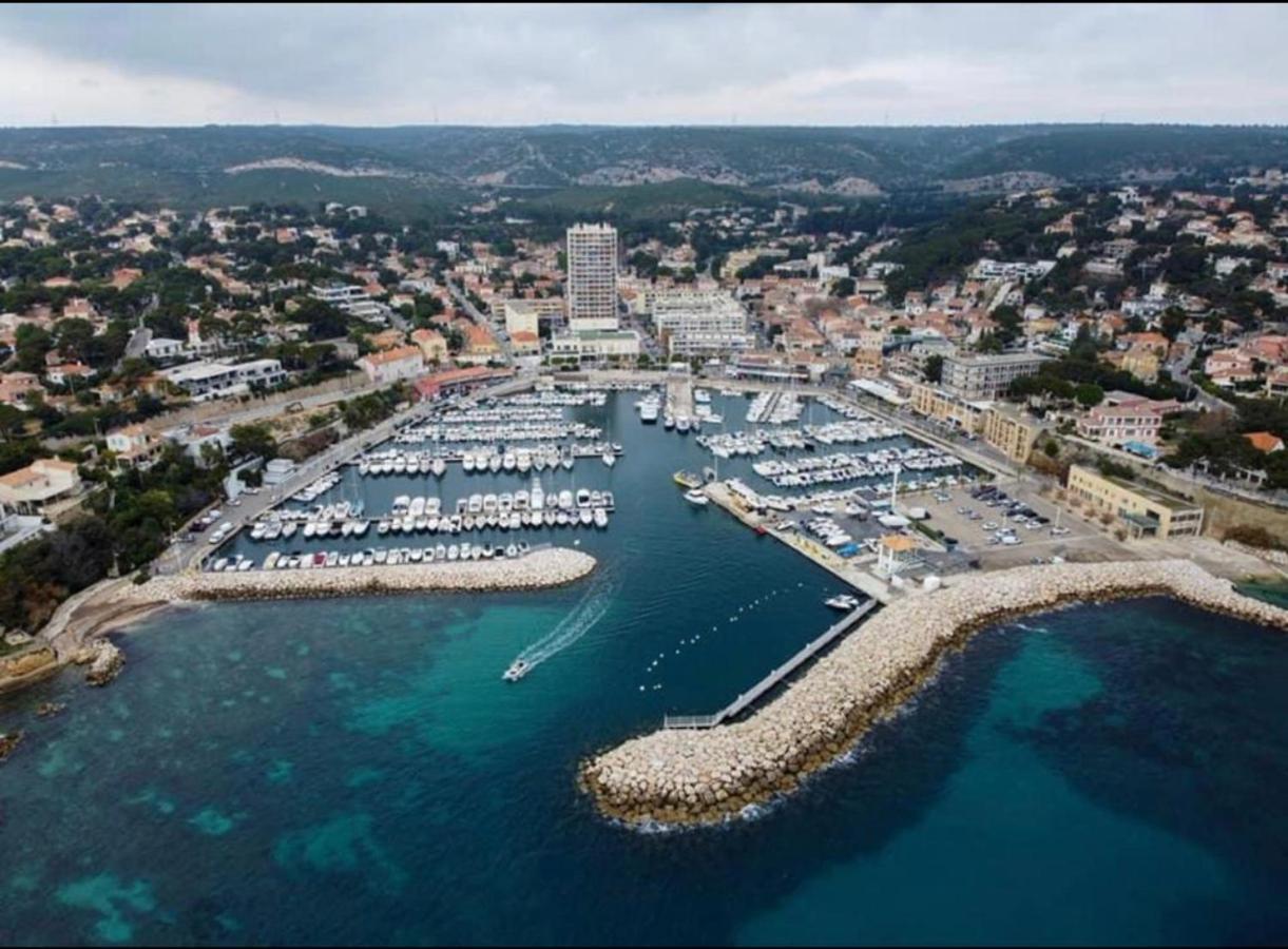 Port De Carry Le Rouet Apartment Exterior photo
